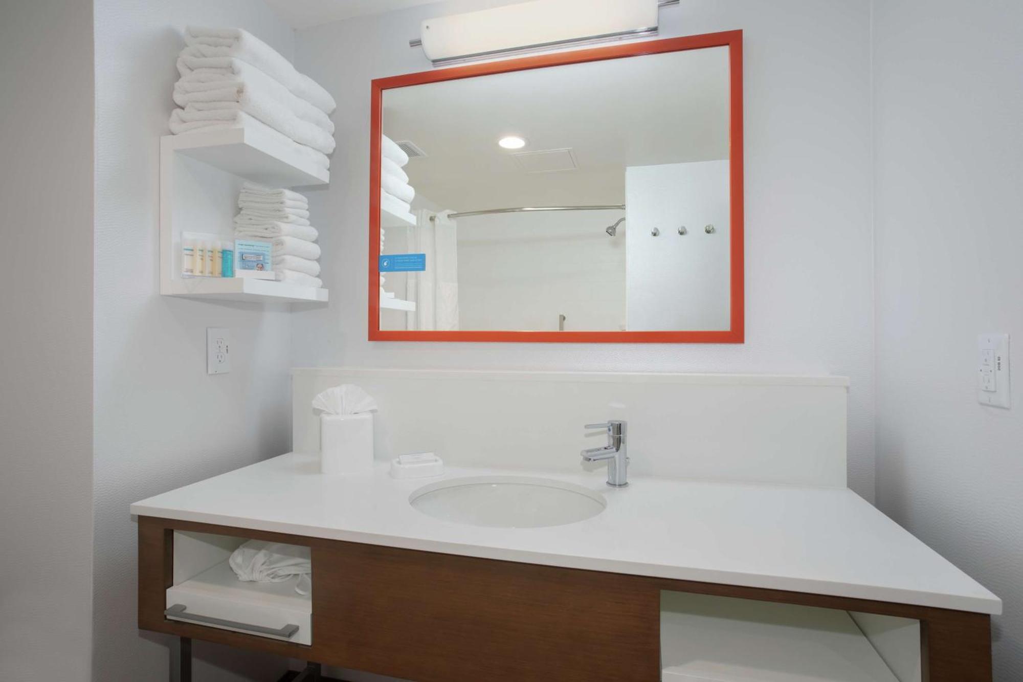 Hampton Inn And Suites Logan, Ut Екстер'єр фото