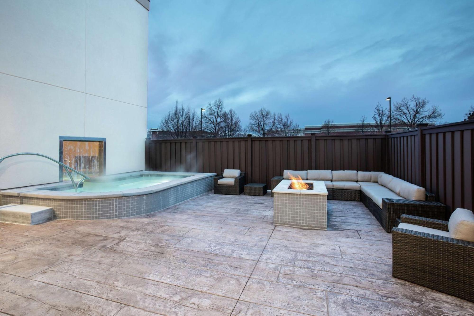 Hampton Inn And Suites Logan, Ut Екстер'єр фото